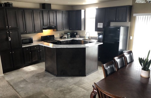 Swanlake Casa | Twin Lakes event beach house w quasi farm ducks, chicken, goats, nature, fishing