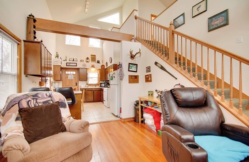 Twin Lakes Casa | Twin Lakes Home - Walk to Lake Elizabeth!