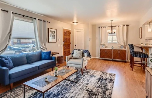 Twin Lakes Casa | Twin Lakes Landing | Pool Table | Central Location