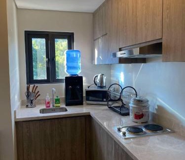 Laurel Apartamento | TWIN LAKES TAGAYTAY BELVEDERE condo apartment with Over-looking