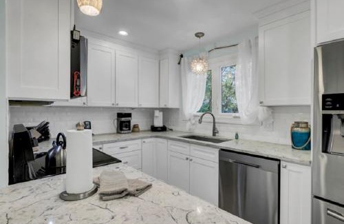 Twin Oaks Casa | Twin Oaks 48 by Wild Dunes