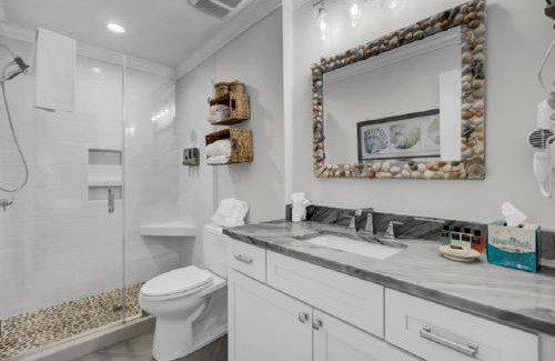 Twin Oaks Casa | Twin Oaks 48 by Wild Dunes