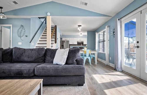 Dolphin's Cove Casa | Twin Palms Beach House - Pool! Hottub! Game Room!