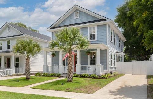 Mount Pleasant Casa | Twin Palms Beach Old Village 5-Min to Dwntwn