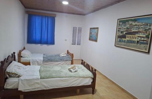 Ura Vajgurore Casa | Twin Penthouse