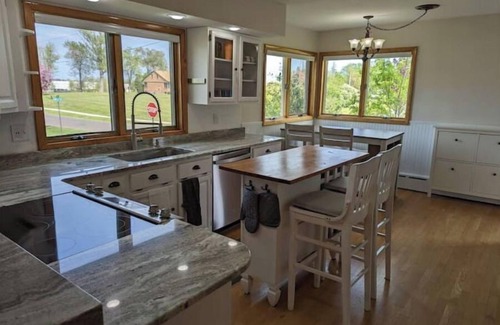 East End Casa | Twin Ports Getaway with hot tub & large private yard!
