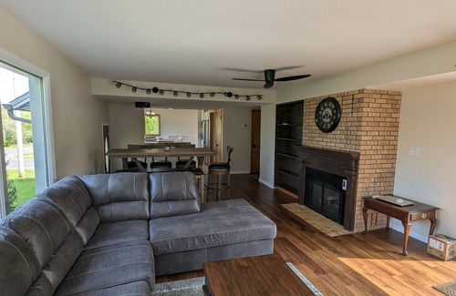 East End Casa | Twin Ports Getaway with hot tub & large private yard!