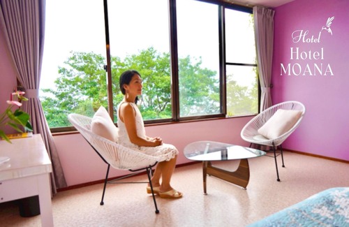 Oshima Hotel | Twin queen size bed with private bathroom / Oshima-cho Tokyo