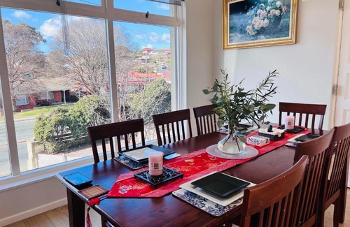 Karabar Casa | Twin Room -2single beds in share house in Queanbeyan & Canberra