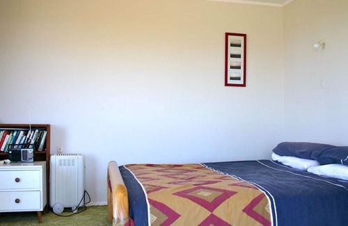 Waihi Beach Cabaña | Vistas dobles - Waihi Beach Holiday Home