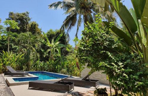 Wok Tum Apartamento | Twin Villas Apartment with Swimming Pool for 2 houses