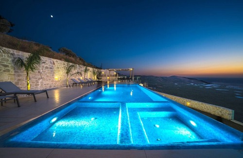 Zerviana Villa | Twin Villas with private pools overlooking Falasarna beach Alkinoos & Nausika