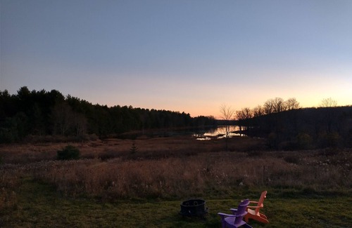 Beaver Dams Cabina | "Twins East" Waterfront property and micro cabin- 10 minutes from Watkins Glen!