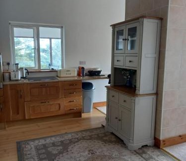 Killybegs Casa | Two bed bungalow with sunroom and stunning views