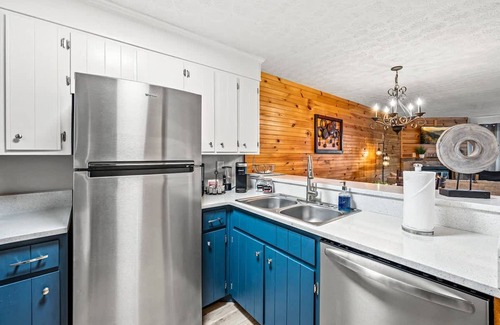 Chalet Village Apartamento | Two Bed Room Condo Mountain Views Indoor Pool