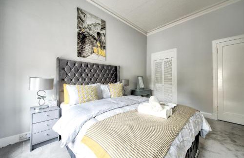North West Apartamento | Two Bed Stylish Apartment in Heart of West End