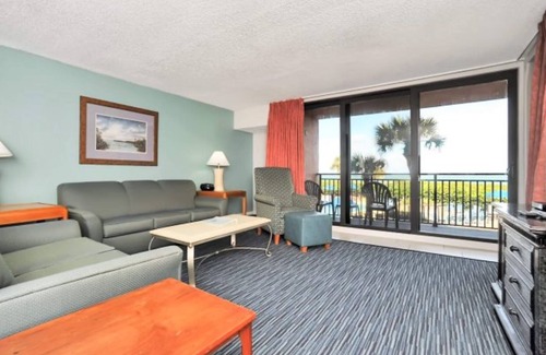 Indian Harbour Beach Complejo | Two Bedroom, Ocean Front, Luxury Condo, Indian Harbour Beach, FL 3814593