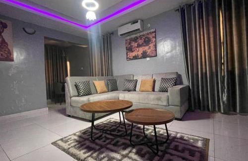 Ibadan Apartamento | TWO BEDROOM AMWALLODE MODERN LUXURY APARTMENT Ibadan