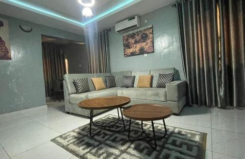 Ibadan Apartamento | TWO BEDROOM AMWALLODE MODERN LUXURY APARTMENT Ibadan