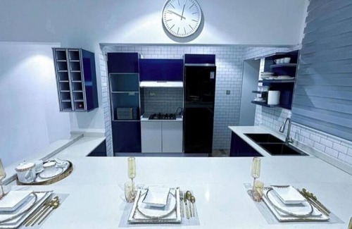 Sekondi-Takoradi Apartamento | Two-Bedroom Apartment with Balcony #2
