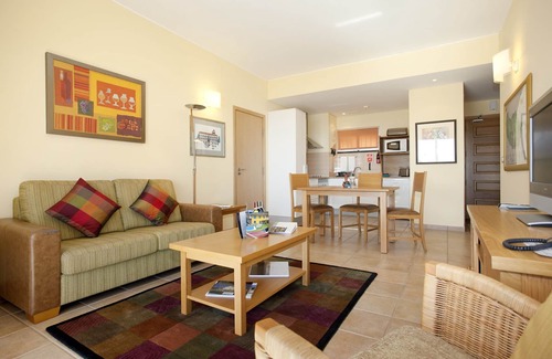 Camara de Lobos Apartamento | Apartamento de dos habitaciones con vista al mar en Village Cabo Girão- Instalaciones deportivas gratuitas