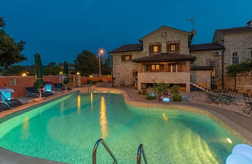 Kruncici Apartamento | Apart Complex Villa Anja / Two-Bedroom Apartment Ento with Balcony