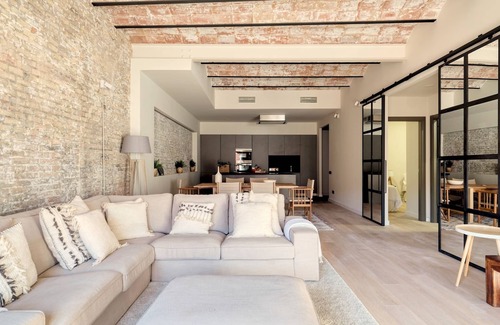 El Parc i la Llacuna del Poblenou Apartamento | Two Bedroom apartment in Pere IV - You Stylish