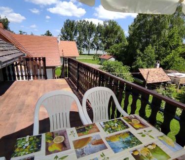 Balatonbereny Apartamento | Two-Bedroom Apartment in Balatonbereny II