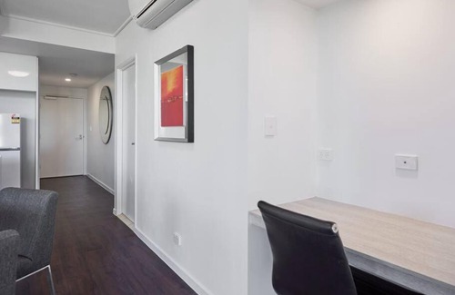 Robina Apartamento | Two bedroom Apartment in Robina Center