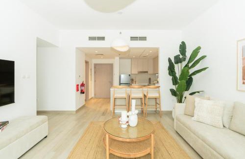 Abu Dhabi Apartamento | Two Bedroom Apartment by Otolo Homes with Free Yas Theme Park Tickets