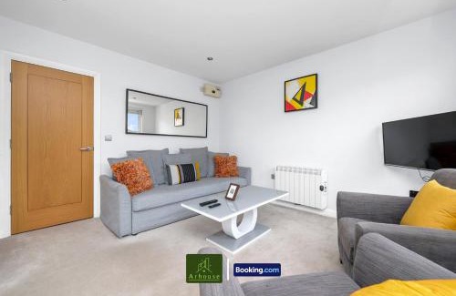 Spitalfields Apartamento | Two Bedroom Apartment By Arhouse Apartments Short Lets & Serviced Accommodation Shoreditch With Free WiFi