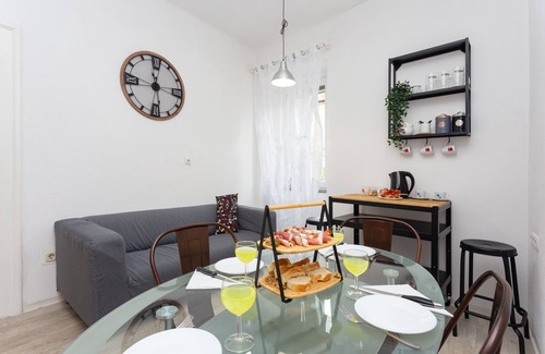 Grad Apartamento | Apartamento para dos personas con aire acondicionado Sibenik (A-24466-a)