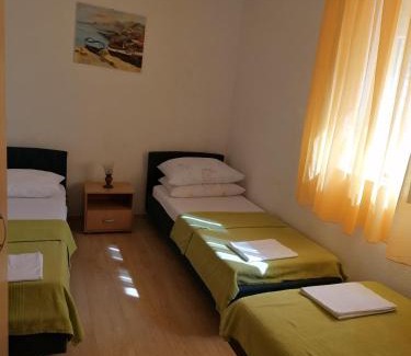 Baric Draga Apartamento | Two-Bedroom Apartment in Baric Draga I