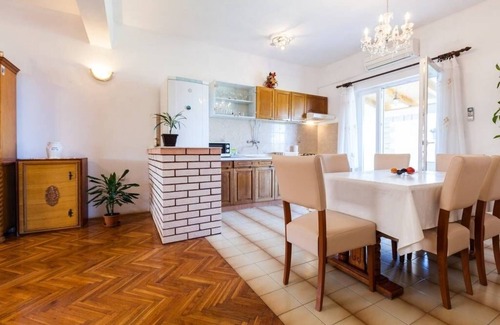 Kukljica Apartamento | Apartamento para dos personas con terraza y vista al mar Kukljica, Ugljan (A-8238-a)