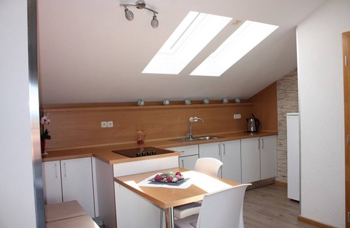 Gorinka Apartamento | Apartamento para dos personas con balcón y vista al mar Makarska (A-21911-e)