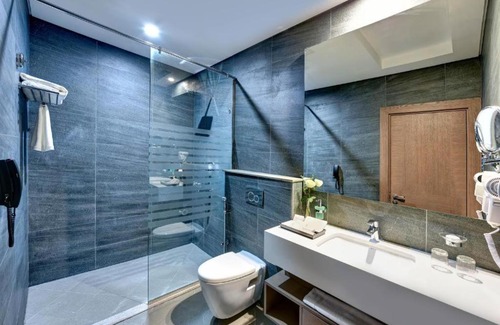 Dubai Investment Park Apartamento | Two Bedroom Apartment In DIP By Luxury Bookings