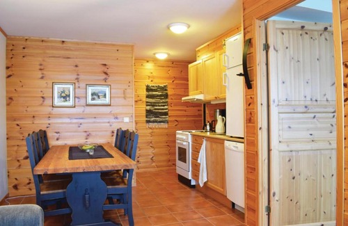 Gautefall Apartamento | Two-Bedroom Apartment in Drangedal