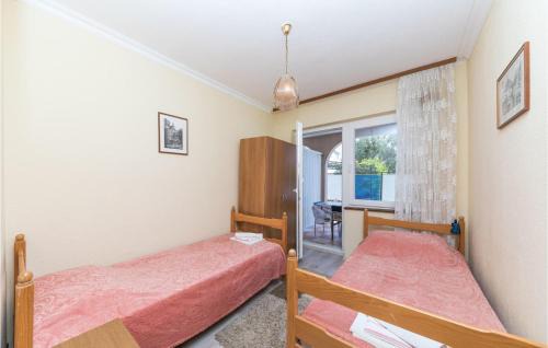 Businci Apartamento | Two-Bedroom Apartment In Okrug Gornji