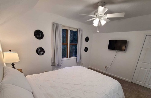 Murphy Condominio | Two Bedroom Apartment in the Mountains