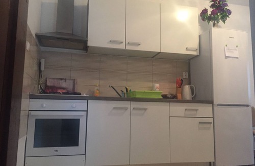 Bogomolje Apartamento | Apartamento para dos personas en la playa Bahía Mala Pogorila, Hvar (A-8953-a)