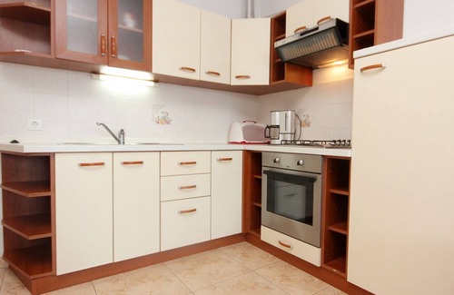 Lun Apartamento | Apartamento para dos personas en la playa Lun, Pag (A-3320-f)