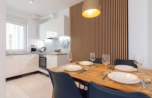 Portoroz Apartamento | Two Bedroom Apartment with terrace Rose Garden