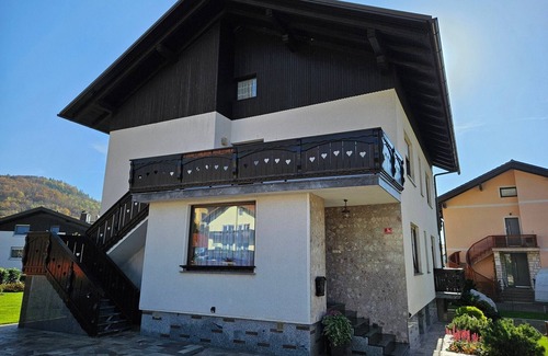 Preddvor Apartamento | Two Bedroom Apartment Josipina with balcony&garden