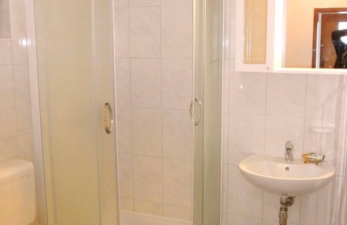 Bratus Apartamento | Two bedroom apartment with terrace and sea view Bratuš, Makarska (A-2627-c)