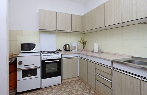 Bribir Apartamento | Apartamento para dos personas con terraza y vista al mar Bribir, Novi Vinodolski (A-19862-a)
