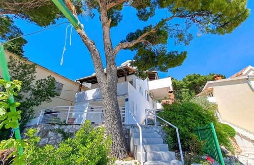 Medici Apartamento | Apartamento para dos personas con terraza y vista al mar Medici, Omis (A-23741-a)