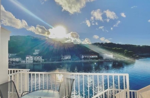 Povlja Apartamento | Apartamento para dos personas con balcón y vista al mar Povlja, Brac (A-21810-a)