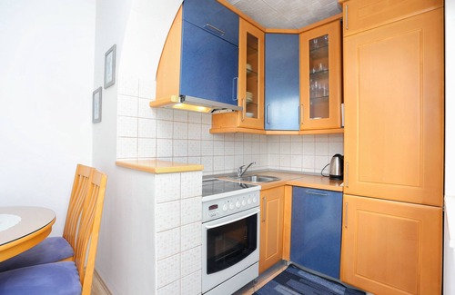 Arbanija Apartamento | Apartamento para dos personas con balcón y vista al mar Arbanija, Ciovo (A-15595-a)