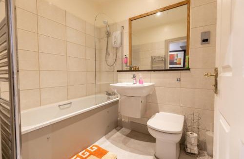 Newington Apartamento | Two Bedroom Apartment Within Walking Distance to City Centre