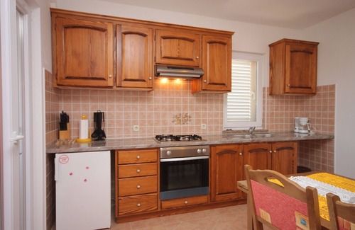 Bozava Apartamento | Two bedroom apartment with terrace and sea view Bozava, Dugi otok (A-8098-b)